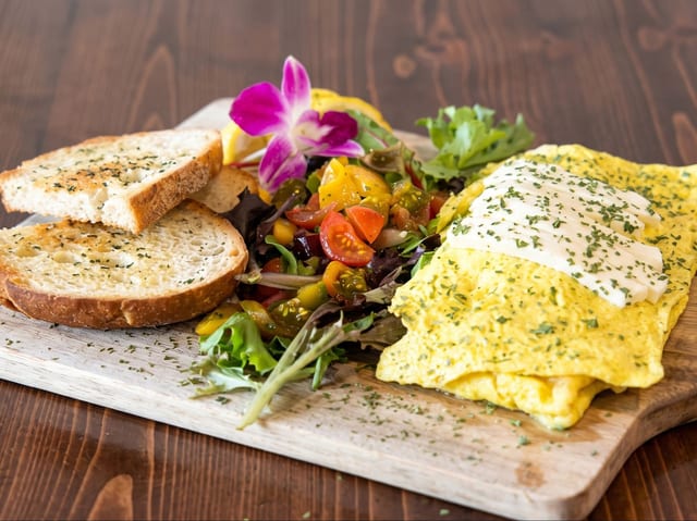 Omelette Genovese.